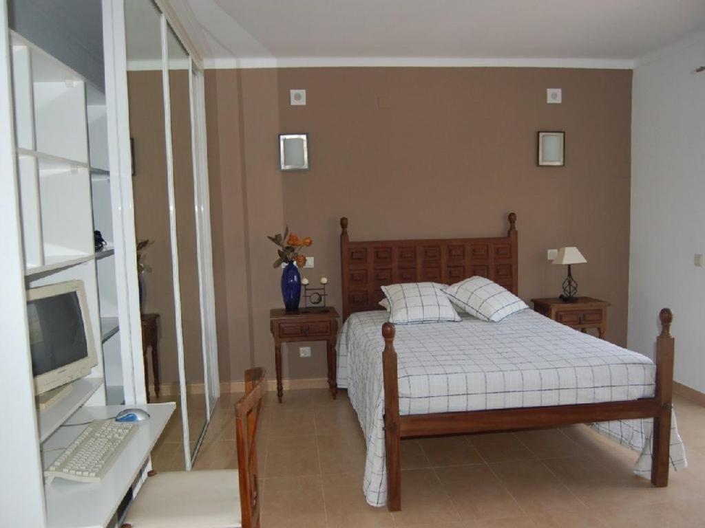 Apartamento A 10 Metros Da Praia De Αλμπουφέιρα Εξωτερικό φωτογραφία